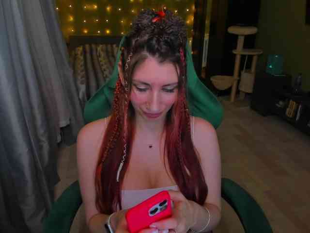 Girlfromanothercity webcam