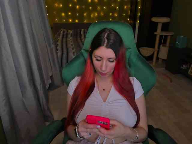 Girlfromanothercity webcam