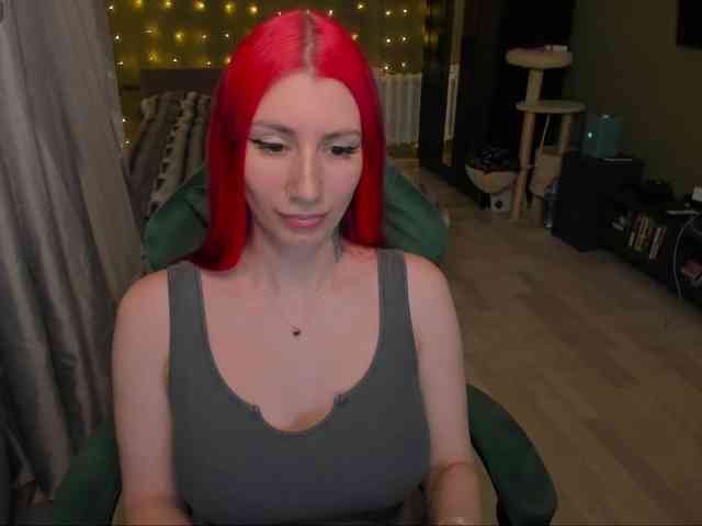 Girlfromanothercity webcam