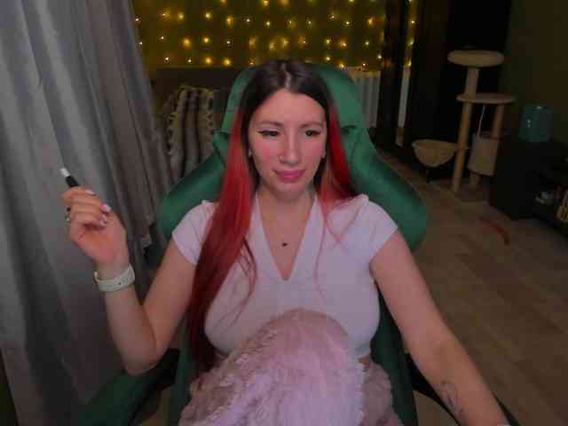 Girlfromanothercity webcam