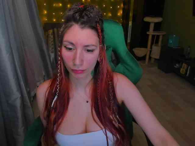 Girlfromanothercity webcam