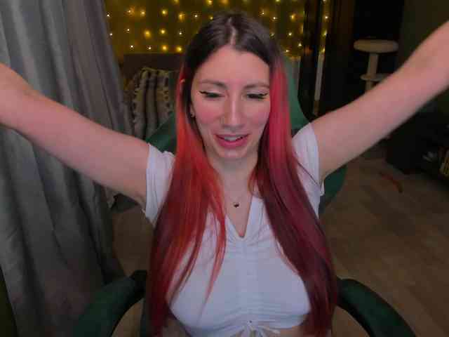 Girlfromanothercity webcam