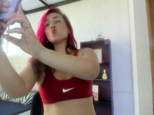 Roxanne-lorence webcam