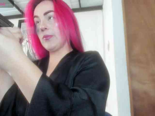 Roxanne-lorence webcam
