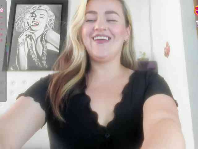 Roxanne-lorence webcam