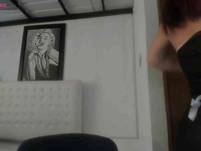 Roxanne-lorence webcam