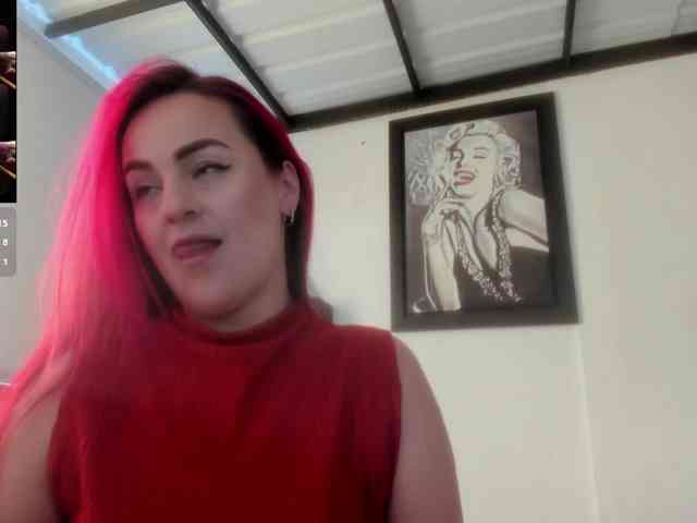Roxanne-lorence webcam