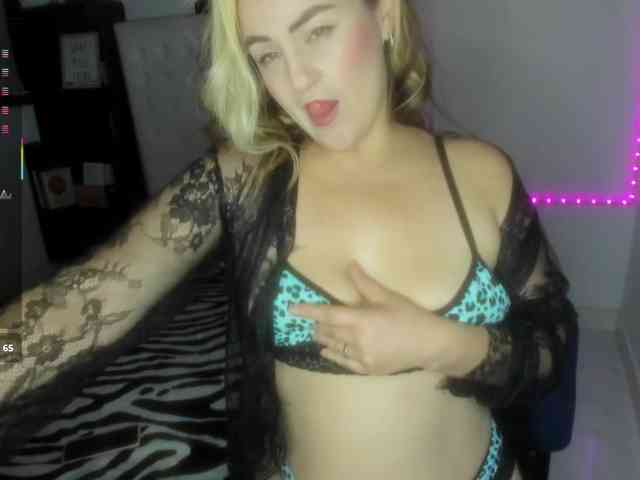 Roxanne-lorence webcam