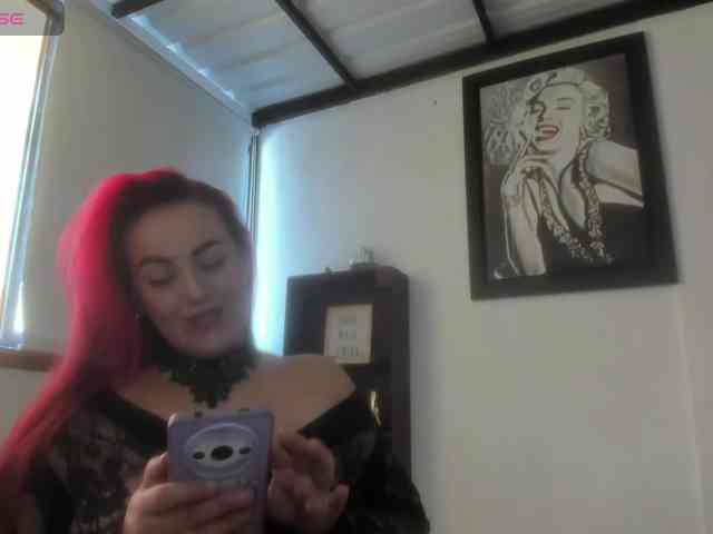 Roxanne-lorence webcam