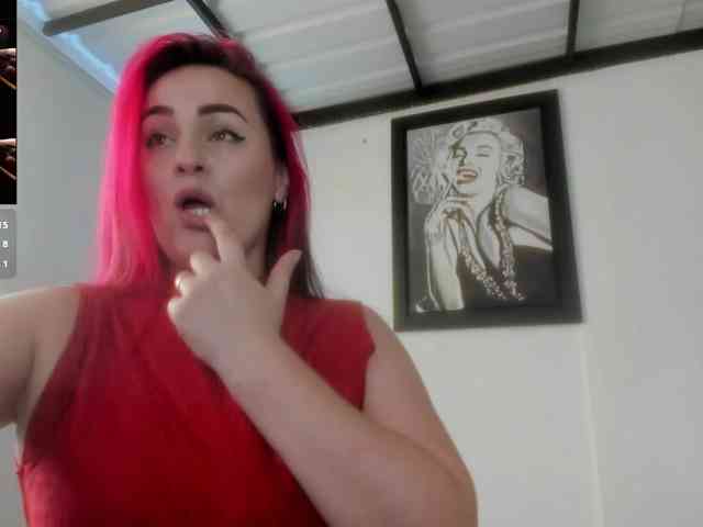 Roxanne-lorence webcam