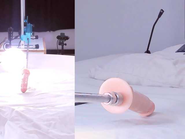 Riley-Sweet's BongaCams show and profile