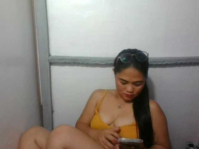 LUCKYME22 webcam bongacams model stream image