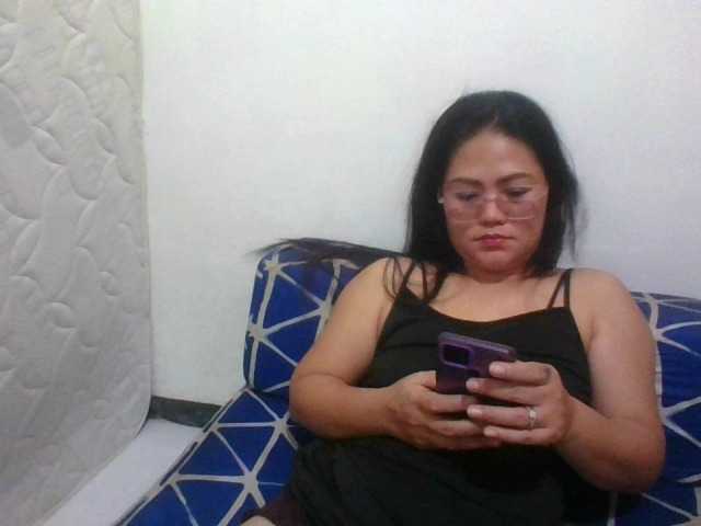 LUCKYME22 Live Cam on BongaCams