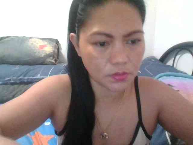 LUCKYME22 webcam