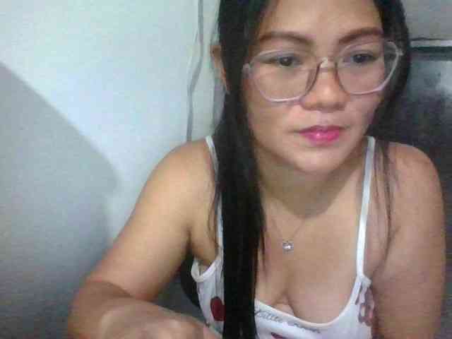 LUCKYME22 webcam