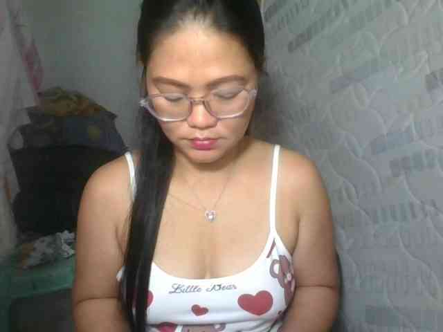 LUCKYME22 webcam