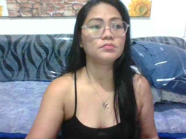 LUCKYME22 webcam