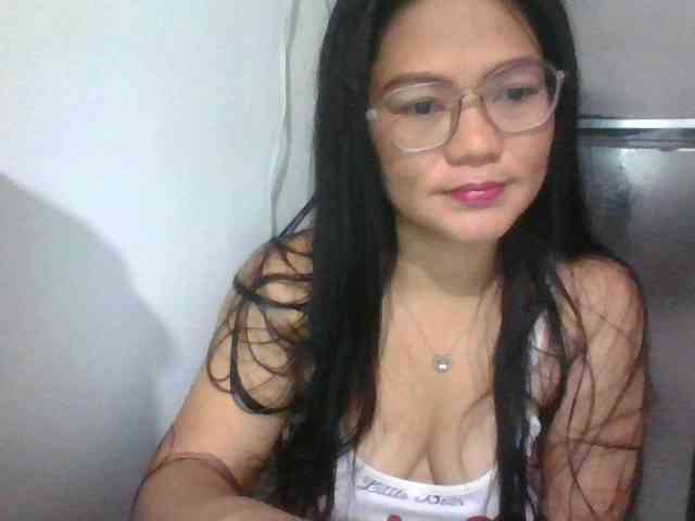 LUCKYME22 webcam
