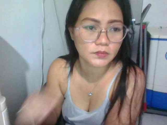 LUCKYME22 webcam