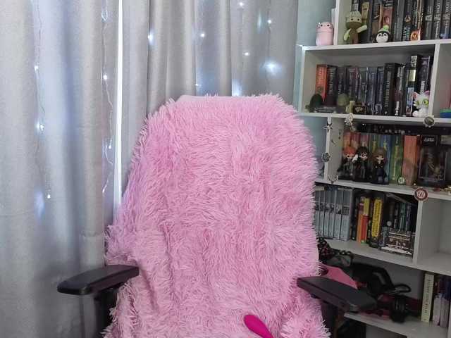 LillyFan-X's BongaCams show and profile