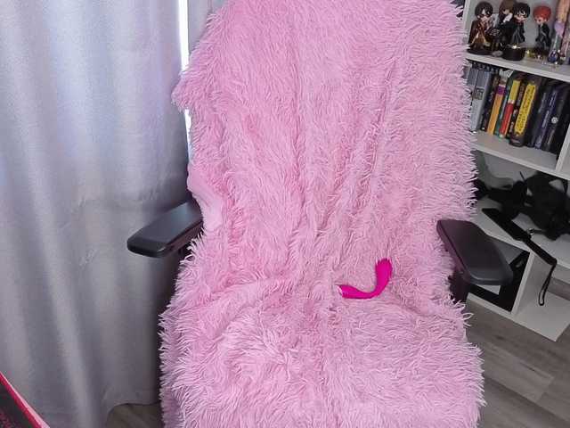  LillyFan-X chat room