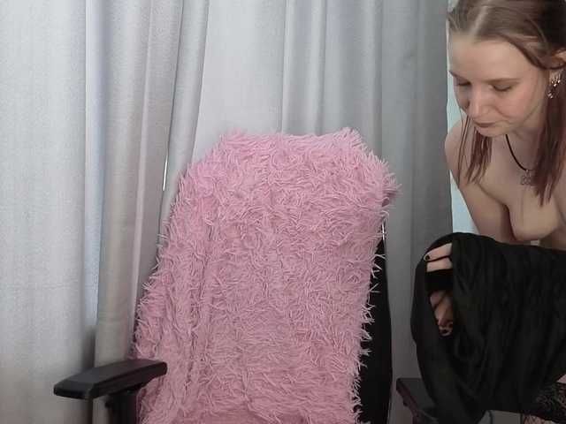 LillyFan-X's BongaCams show and profile