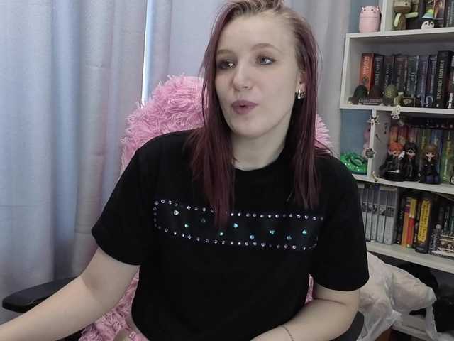 LillyFan-X's BongaCams show and profile