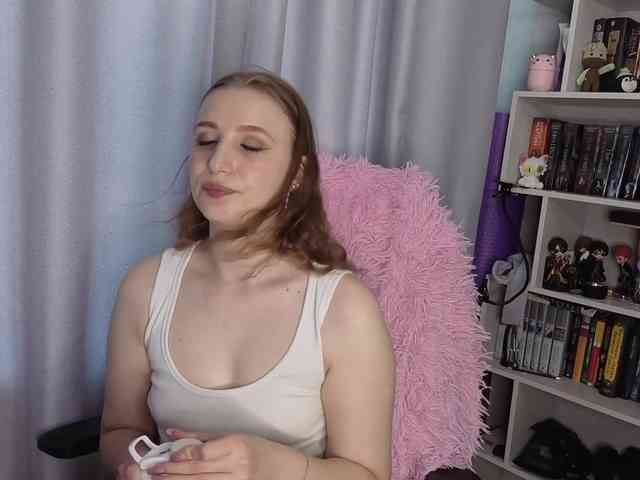 live porno chat LillyFan-X