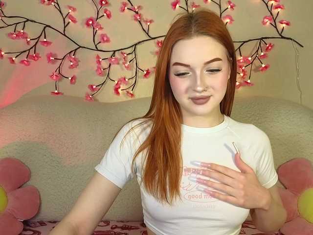 beep-beep-bitch's BongaCams show and profile