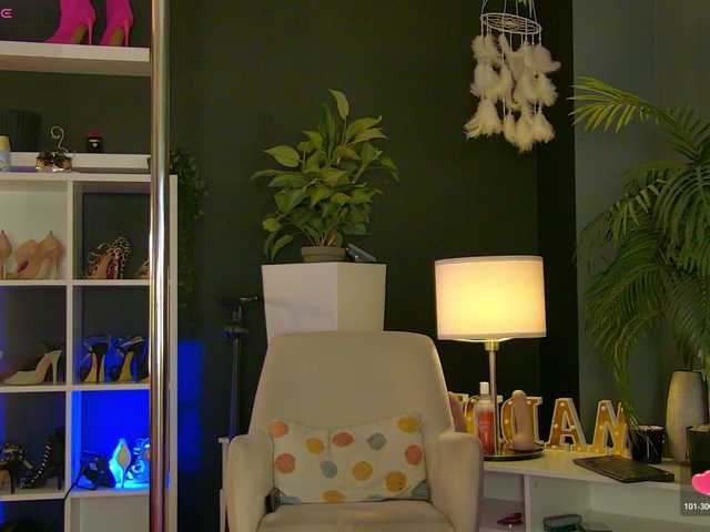 MaddyHeart's BongaCams show and profile