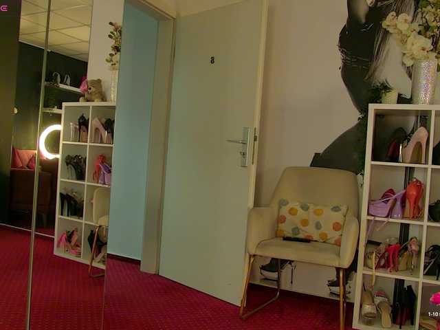 MaddyHeart's BongaCams show and profile