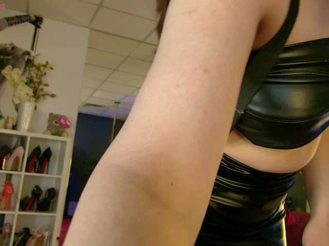 MaddyHeart's BongaCams show and profile