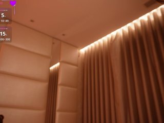 LilyColins Porn Show