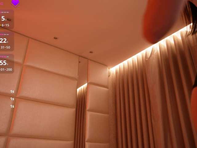 LilyColins's BongaCams show and profile