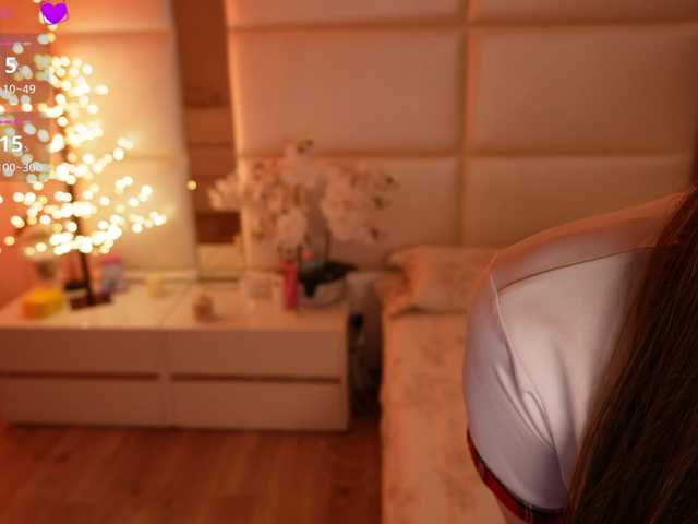 LilyColins's BongaCams show and profile