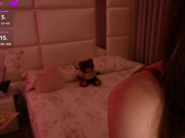 LilyColins's BongaCams show and profile