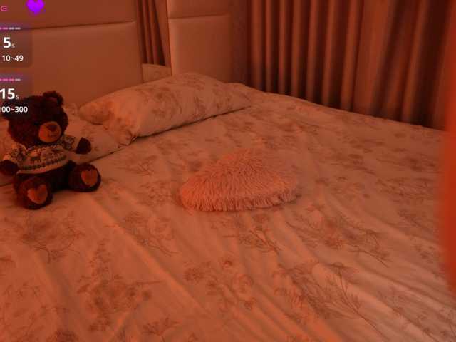 LilyColins's BongaCams show and profile