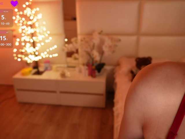 LilyColins's BongaCams show and profile