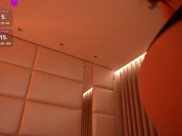 LilyColins's BongaCams show and profile