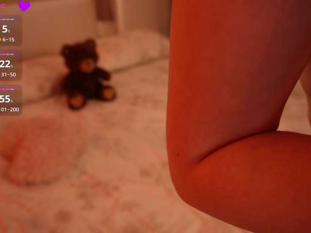 LilyColins's BongaCams show and profile