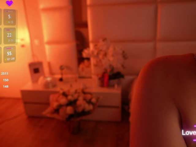 LilyColins from BongaCams