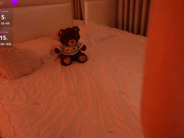 LilyColins's BongaCams show and profile