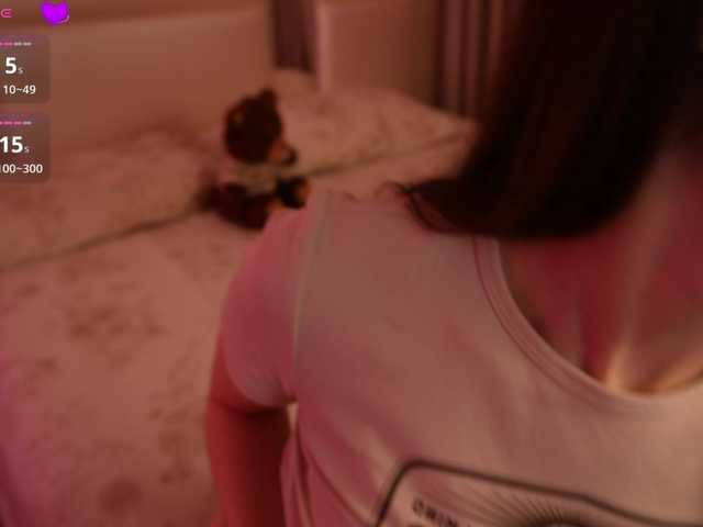 LilyColins's BongaCams show and profile