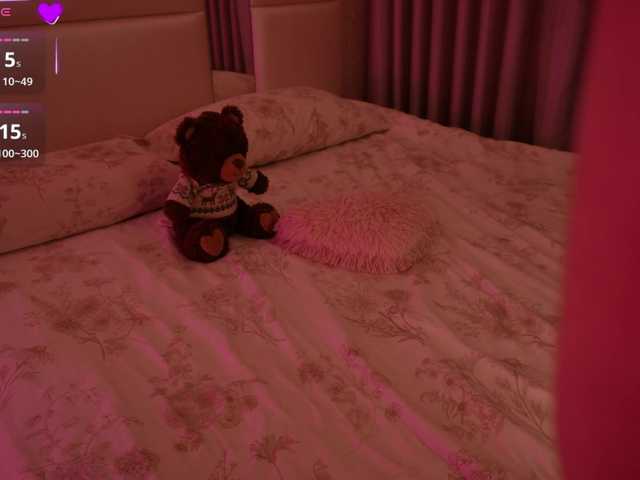 LilyColins's BongaCams show and profile