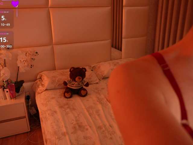 LilyColins's BongaCams show and profile