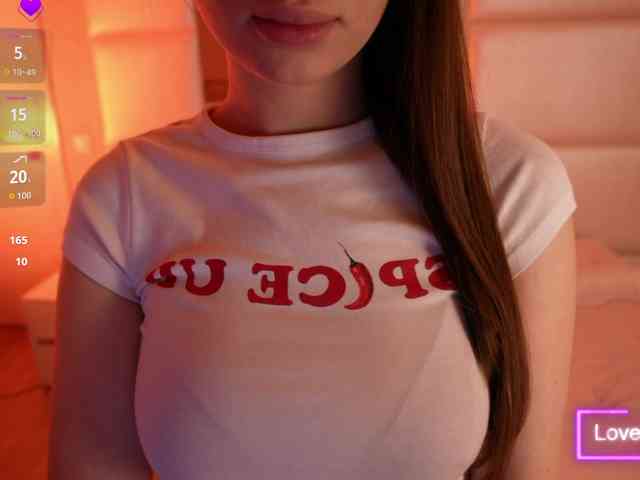 LilyColins webcam