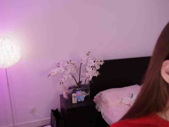Shaved white, Shaved teens, Group chat for 40 tokens, Full privates for 90 ..., privates white 5