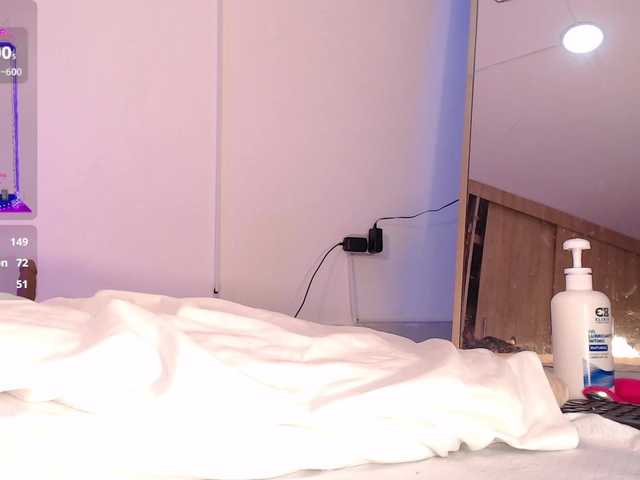 mahia-jimenez's BongaCams show and profile