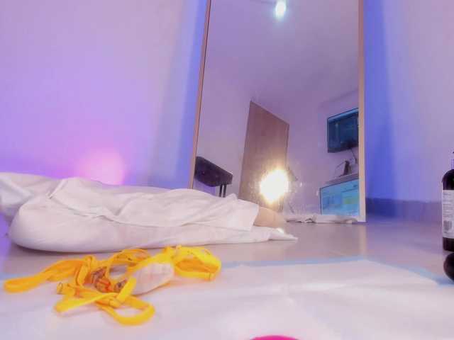 mahia-jimenez's BongaCams show and profile