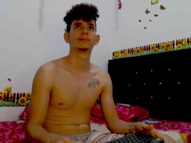 COOKIEBIGCOCK Live Webcam on BongaCams